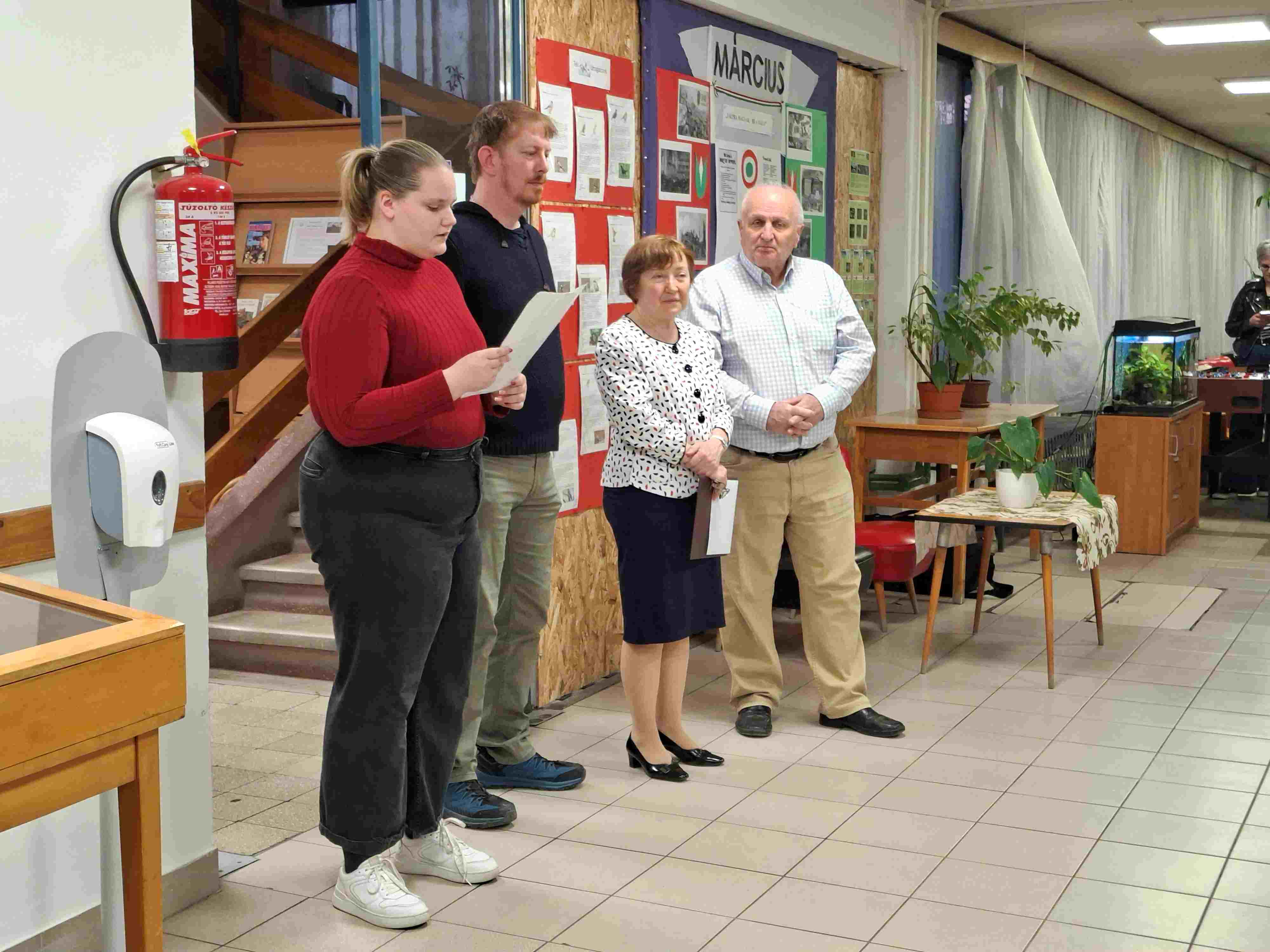 Nagy Léna szaval kicsi